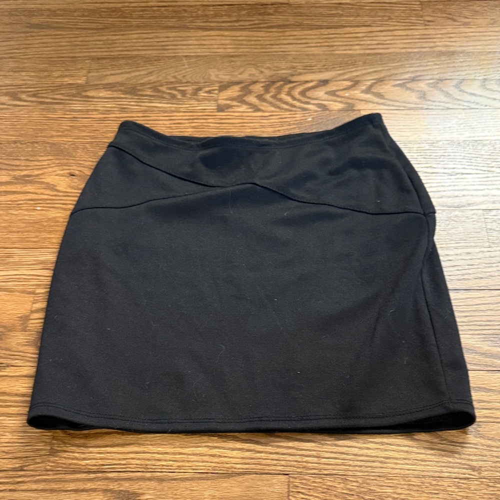 Un Deux Trois Junior Girls Black Stretch Mini Skirt Size XL